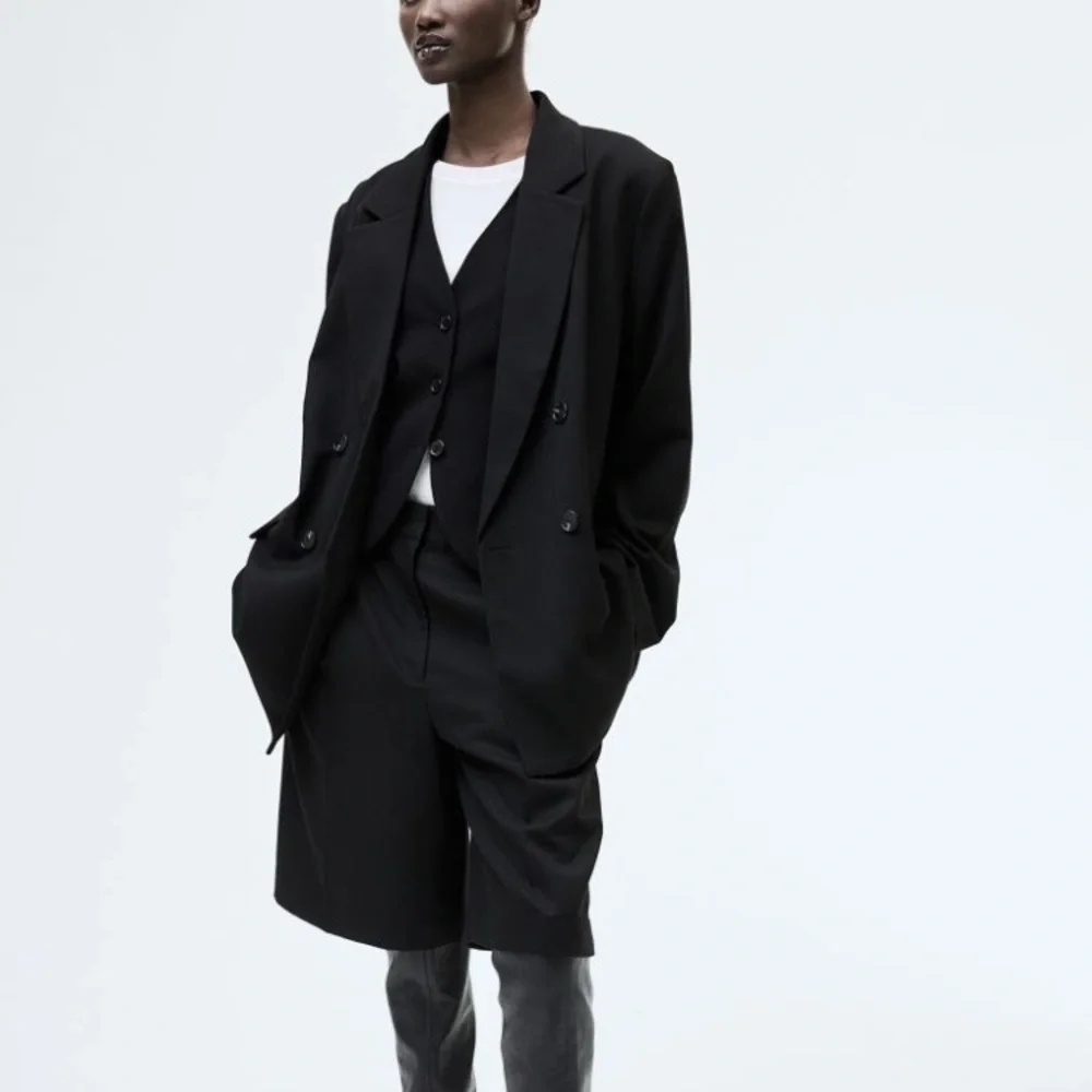 Must Go‼️ NWOT H&M Tailored Suit Vest. Read Description Below Carefully 👇 - Picture 3 of 6